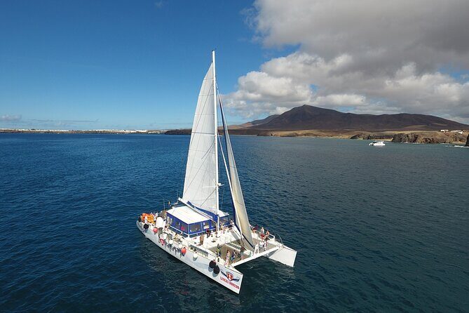 2hrs Dolphins Sunset Sailing Cruise With Drink - Price and value: is $61.27 a fair deal?
