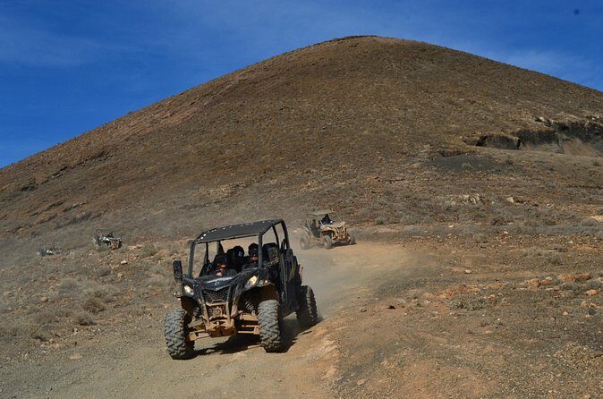 4-seater Mixed 3h Guided Buggy Volcano Tour in Lanzarote - The high-point detour: Peñas del Chache’s role in the day