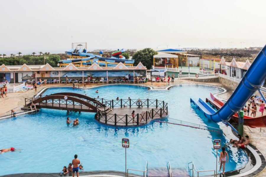Aquapark Costa Teguise: Entrance Ticket - The ride lineup: Kamikaze, Whirlwind, and Hydrotube options