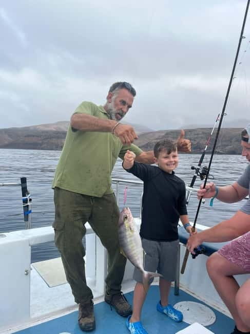Bottom fishing & light trolling Puerto Calero, Lanzarote - Getting Set Up at the Marina in Puerto Calero