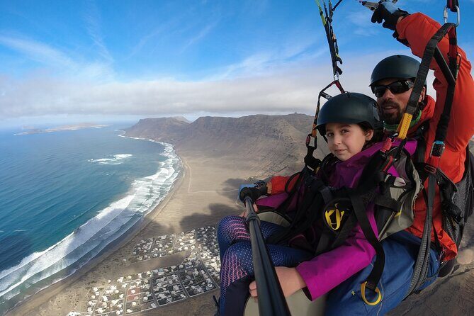 DISCOVERY FLIGHT tandem paragliding Lanzarote with pro pilot - Getting There Without Private Transportation: Simple Logistics