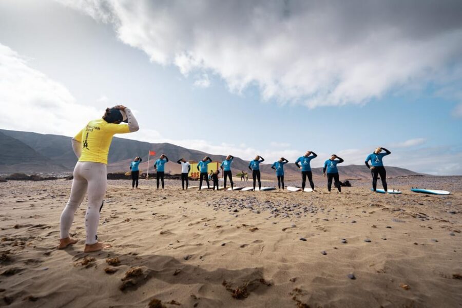Famara Beach: Surfing Lessons with Videos - The 9:00 Pickup and the Short Theory That Saves Time