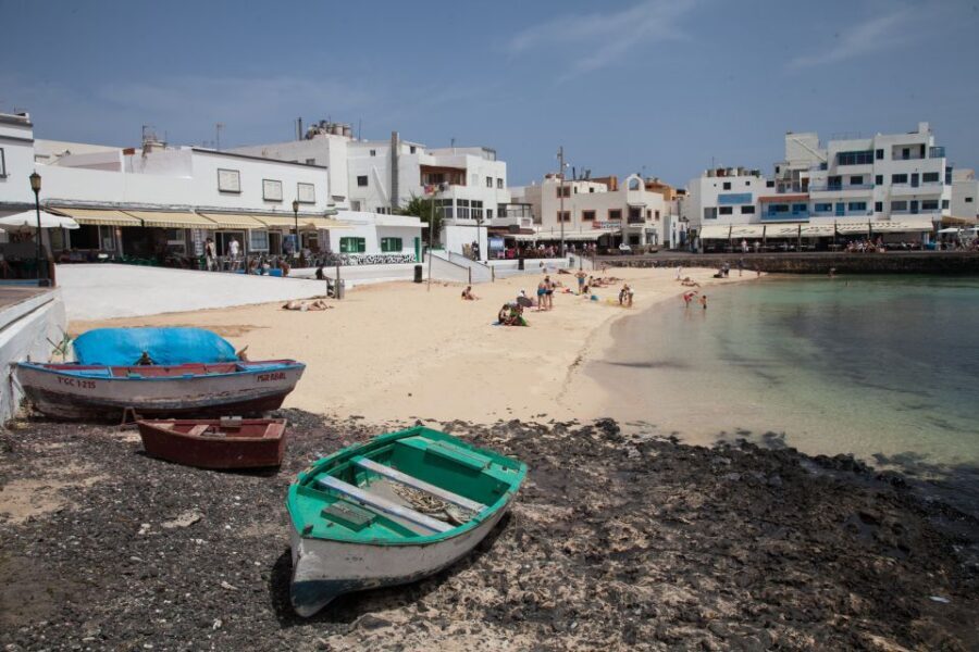 From Lanzarote: Day Trip to Fuerteventura and Corralejo - Key things that make this day trip work