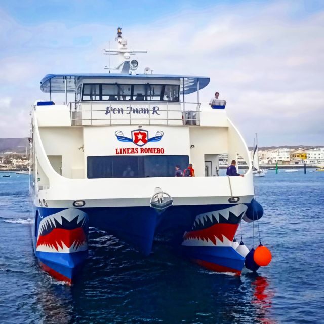 From Lanzarote: Lobos Island and Fuerteventura Day Cruise - The island split-schedule: smart logistics, but expect a brisk pace