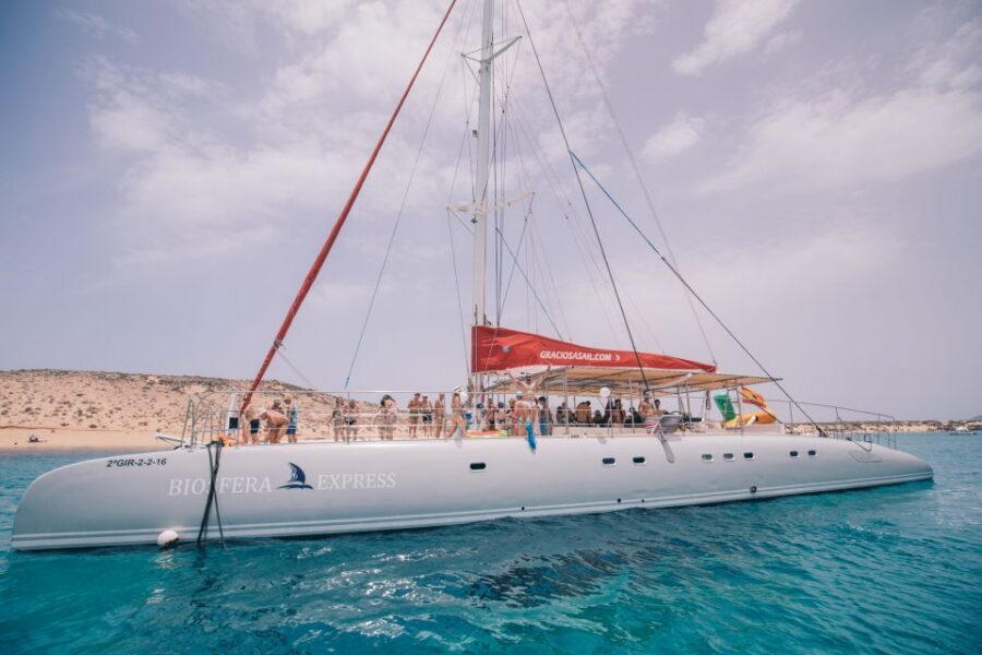 From Lanzarote: Sailing Day Trip Around La Graciosa - First sail views: Lanzarote’s north coast from the water