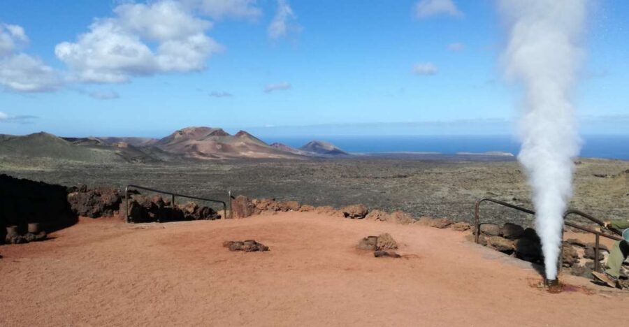 Lanzarote: 5-Hour Timanfaya National Park Southern Tour - Timanfaya National Park: Lava Fields and Geothermal Energy