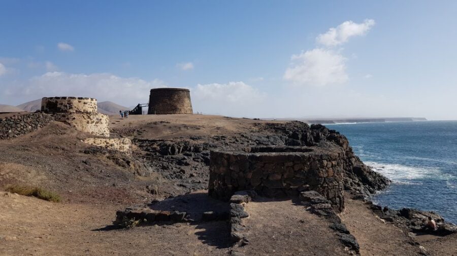 Lanzarote: Fuerteventura Return Ferry Ticket with Bus - Should you book it?