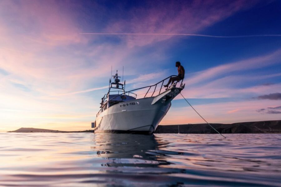 Lanzarote: Half-Day Chill Out Cruise at Papagayo Beach - Meeting at Playa Blanca: Start Easy, No Transfers Required