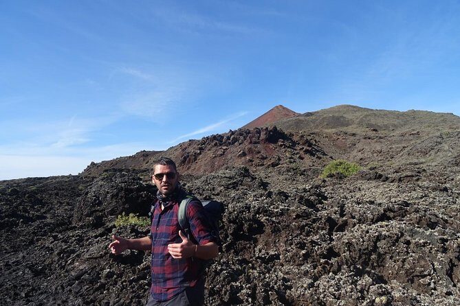 Lanzarote Highlights. Private Tour with Pickup (price per vehicle, not p.p.) - Private vehicle value: how the $458.56 pricing really works