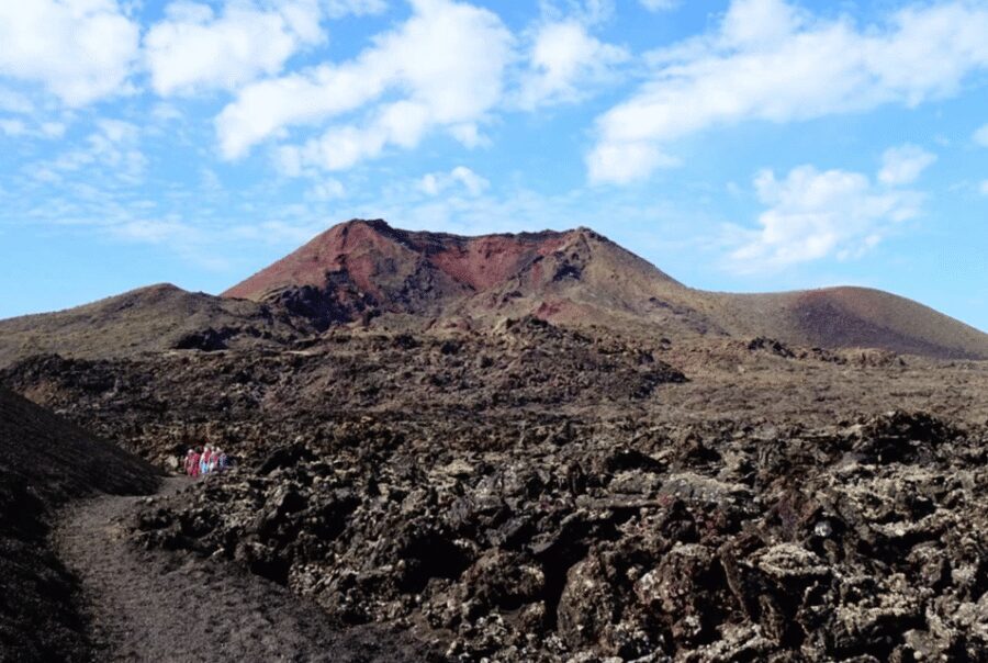 Lanzarote: Hike Across Timanfaya's Volcanic Landscapes - The 9-kilometer walk: lava fields, craters, and real volcanic views