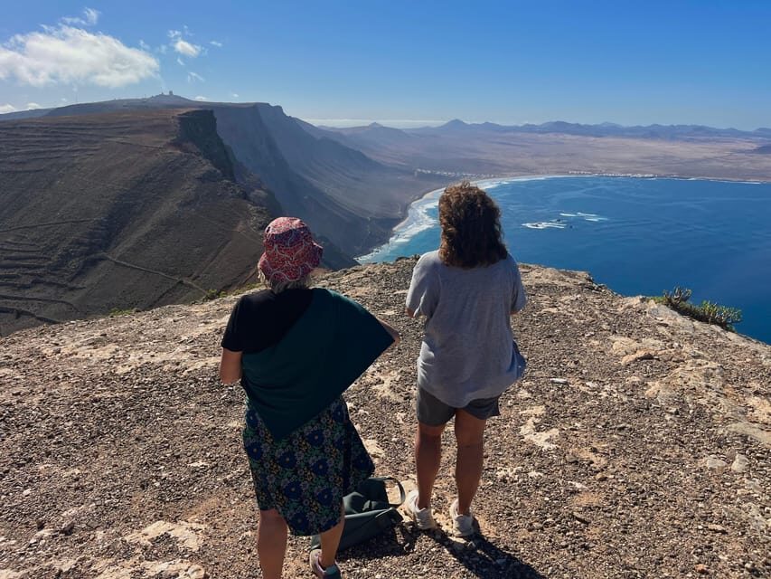 Lanzarote: Hike the North of Lanzarote - Meeting at La Iglesia de Yé and how the small-group pace works