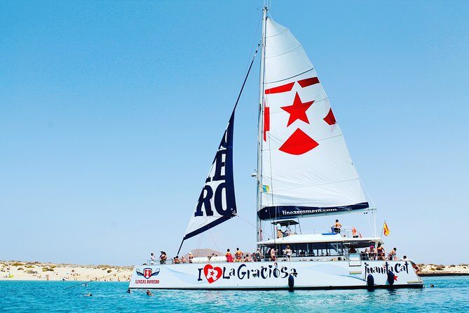 Lanzarote: La Graciosa island cruise with lunch and water activities - From Orzola to La Graciosa: how the day really flows