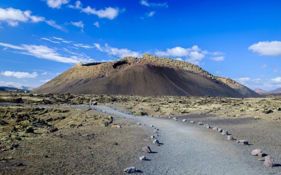 Lanzarote: On-Road Guided Buggy Volcano Tour - Stop 1: El Cuervo volcano walk (about 40 minutes, around 1 km total)