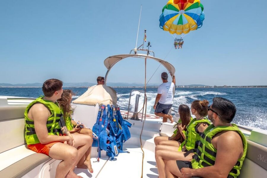 Lanzarote: Parasailing Adventure in Puerto del Carmen - On board with H2O Sports Lanzarote: harnesses, life jackets, and the safety talk