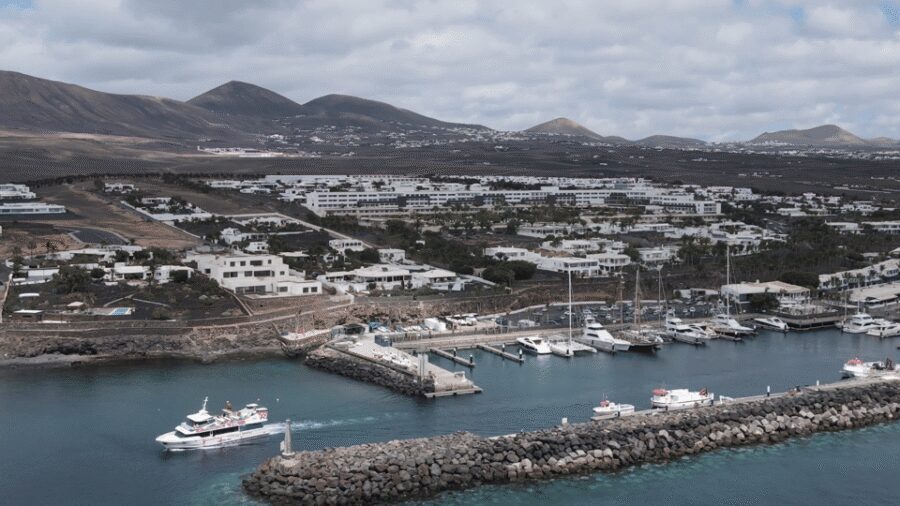 Lanzarote: Puerto del Carmen & Puerto Calero Boat Transfer - Puerto Calero: Marina Atmosphere and Market Days That Change the Game