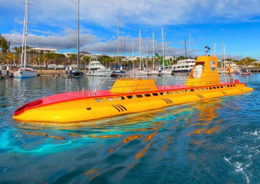 Lanzarote: Real Submarine Dive with Hotel Pickup - Lanzarote’s real-submarine setup: why Puerto Calero works