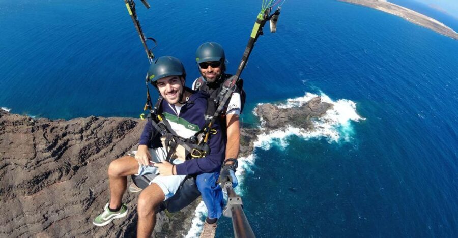 Lanzarote: Tandem Paragliding Flight Over Lanzarote - Entering the day: what happens before you’re airborne