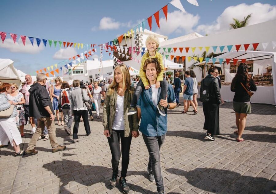 Lanzarote: Teguise Handicraft Market and La Graciosa Island - Key points worth your attention