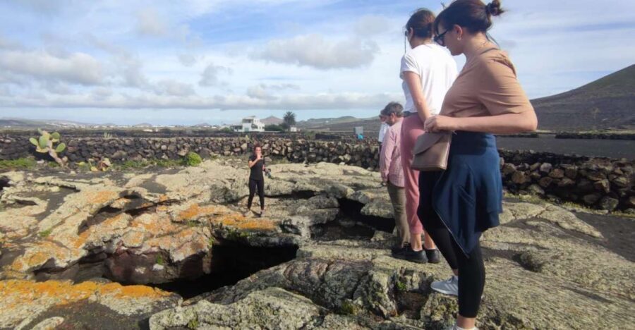 Lanzarote: Timanfaya Natural Park Trekking Tour - The walk through lava terrain: what you’re really learning
