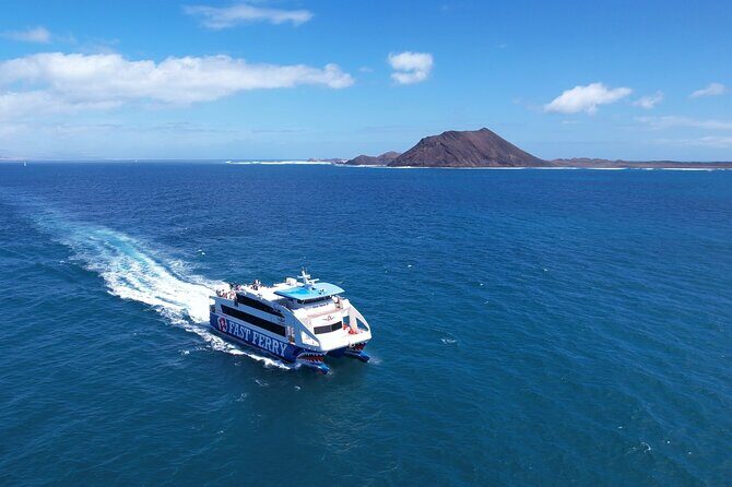 Lanzarote:Ferry ticket to Fuerteventura with free wifi - Price and value: is this worth about $24?