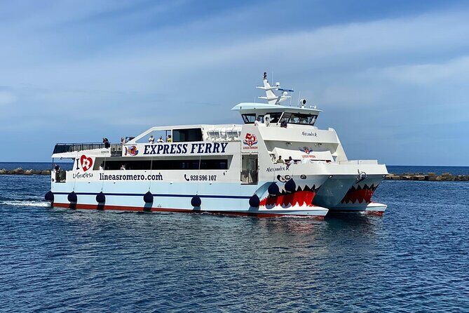 Lanzarote:Return ferry ticket to La Graciosa. Free wifi & parking - What the onboard experience feels like (wifi, seating, and sanity-saving comfort)