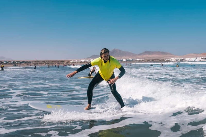 Lanzarote's First Surf School - 2-hour or 4-hour classes - Beginner-Friendly vs Intermediate Focus: Choosing the Right Track
