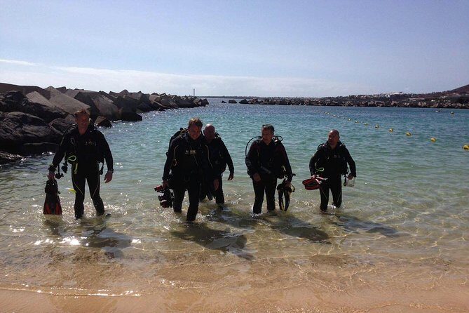 Make a private Try Dive, for your first Scuba experience! - Private and small-group: what the “up to 8” limit changes
