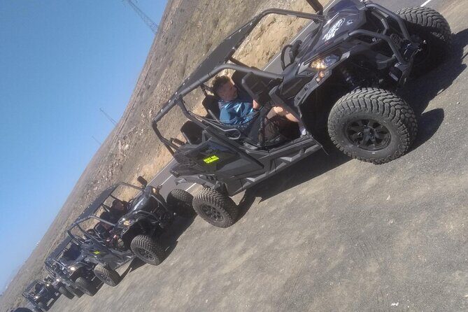 On-Road Guided Buggy Volcano Ride in Lanzarote - Stop 1: Volcán El Cuervo viewpoints and the short walk that adds real value