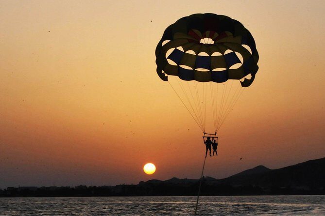 Parascending On Playa Chica - From Boat Platform to the Sky: What the Ride Flow Looks Like
