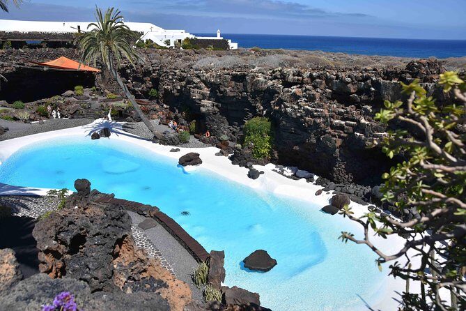 Premium Tour Timanfaya National Park and Cueva de Los Verdes - Cueva de Los Verdes: The Green Cave Walk That Feels Like a Secret