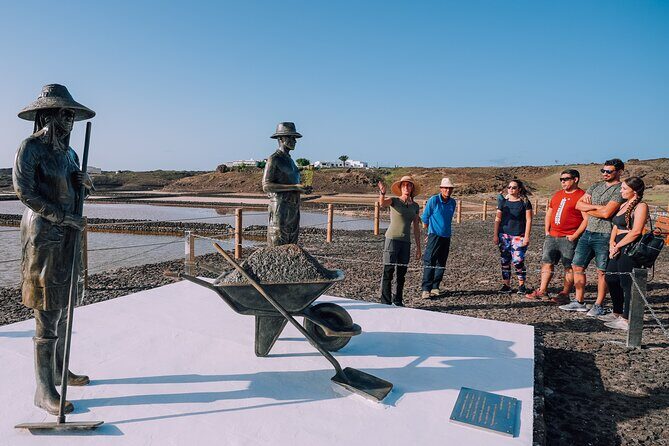Private and Guided Tour to the Salinas de Janubio with Tasting - Key things to know before you go