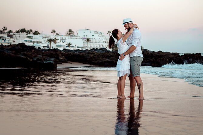Private Pro Photoshoot in Lanzarote - The Local Bar Drink: A Small Detail With Good Timing