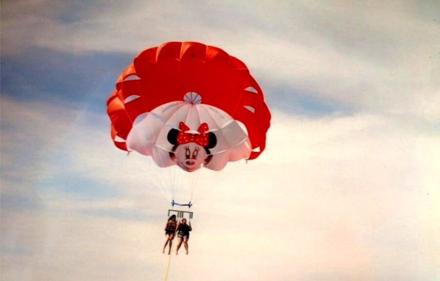 Puerto del Carmen: 10-Minute Parasailing Expereince - Plan Your Puerto del Carmen Day Like a Pro