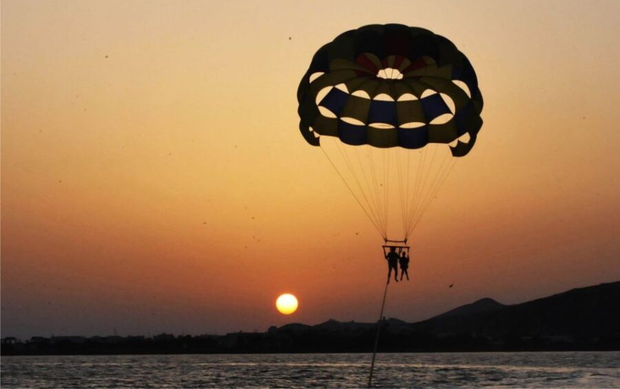 Puerto del Carmen: 10-Minute Parasailing Expereince - The Setup: New Parascending Boats and a 60-Meter Launch