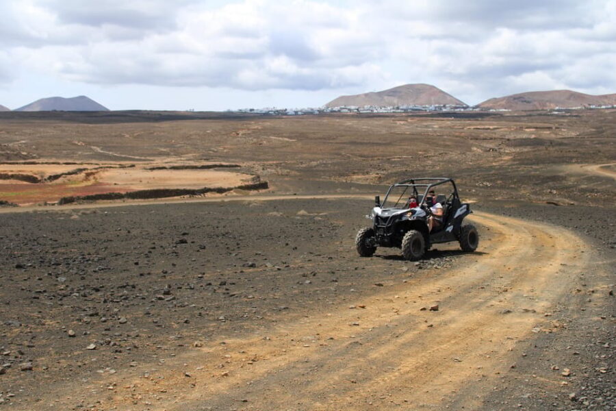 Puerto del Carmen: Buggy Adventure - The guide makes it: friendly expertise and the safety-first tone