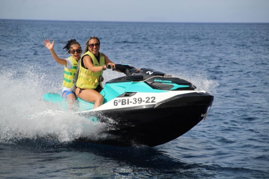 Puerto del Carmen: Single or Double Jet Ski Rental - Safety Without Killing the Fun