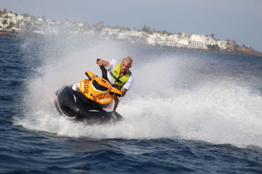 Puerto del Carmen: Single or Double Jet Ski Rental - Paracraft Lanzarote: Meeting Point, Timing, and What Happens on Arrival