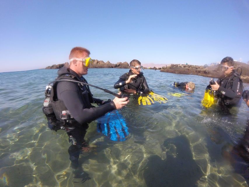 Puerto del Carmen: Try Scuba Diving with 1 Dive - The underwater plan: 6 meters max and time to enjoy it