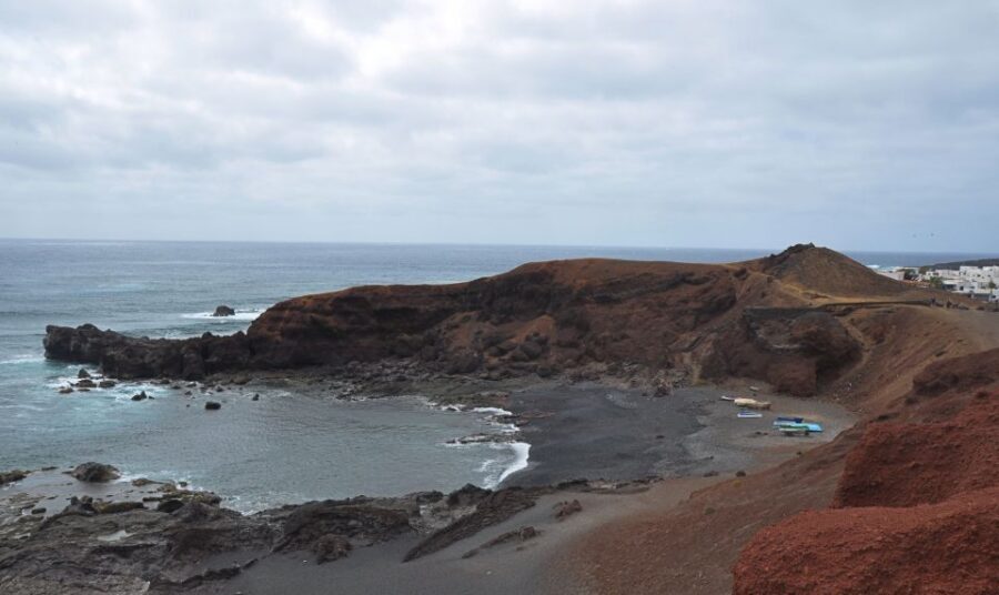 South Tour: Timanfaya National Park - Geothermal demonstrations: the moment you’ll remember later
