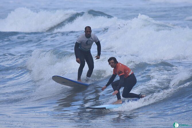 Surf class in Famara 9:15-12:00 or 11:45-14:30 (2h class) - Windy weather reality: how the class handles conditions