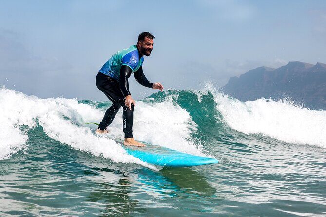 Surf Lesson for Beginners in Famara: Introduction in Surfing - Playa Famara is the training ground you want