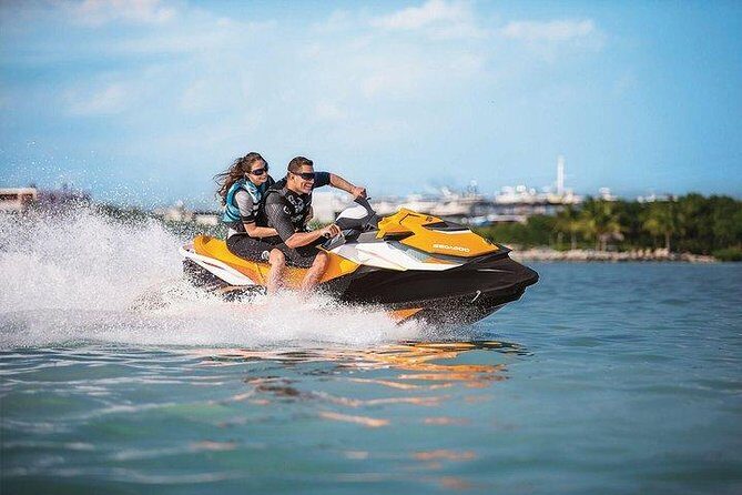Tandem Parasailing and Jet Ski in Puerto del Carmen - Timing, Weight Limits, and Who Can Ride Together