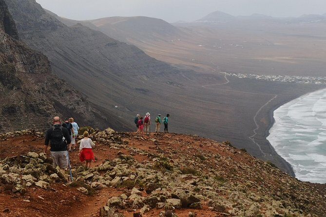 The Northern Cliffs & Valleys hiking tour - Key Points at a Glance