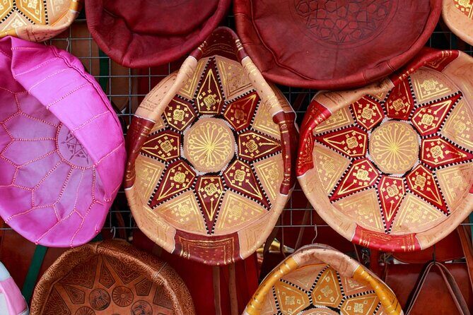 Tour Teguise market + Cesar Manrique Foundation - Teguise Market: shopping, church views, and the Sunday feel