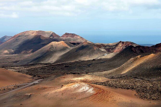 Tour to Timanfaya, La Geria and Laguna Verde for cruise passengers - What the Day Feels Like on the Ground (Pace, Stops, and Comfort)
