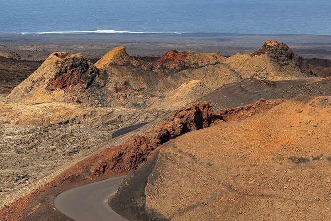 Volcano Hike - Timanfaya eruptions - The walk itself: cones, craters, lava flows, and living things