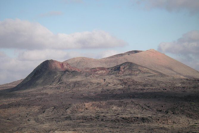 Volcano Hike - Timanfaya eruptions - Picking the right starting point: meeting vs hotel pickup