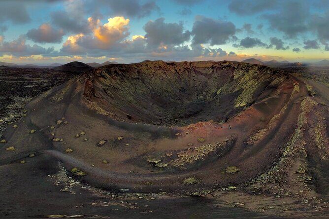 Volcano Trekking Tour (Timanfaya eruptions) - Key things I’d plan around