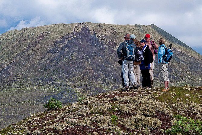 Walking Tour through La Corona Volcano and Famara Cliff - Walking the Famara Cliffs: 500 meters of rock and Chinijo views